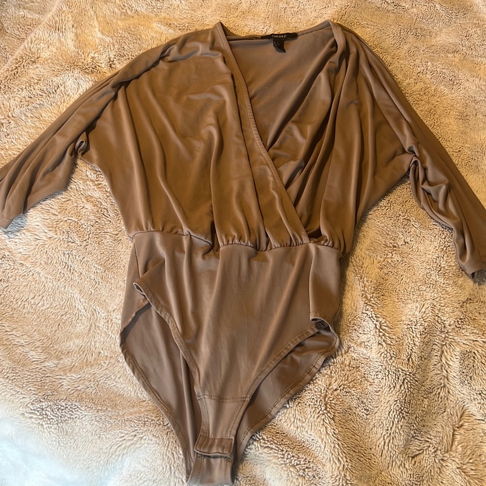 Low cut bodysuit